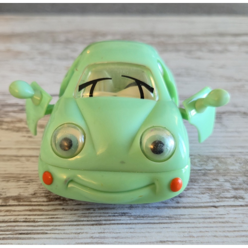 Chevron Cars Brandon Bumper No. 23 Green 1999 Collectible Toy Car Techron VW Bug